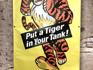 ESSO-PUT-A-TIGER-IN-YOUR-TANK-Repro-Garage-Shop-Banner-36x60-384636347125